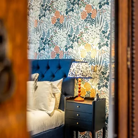 Out Of Office @ Ryedale House *