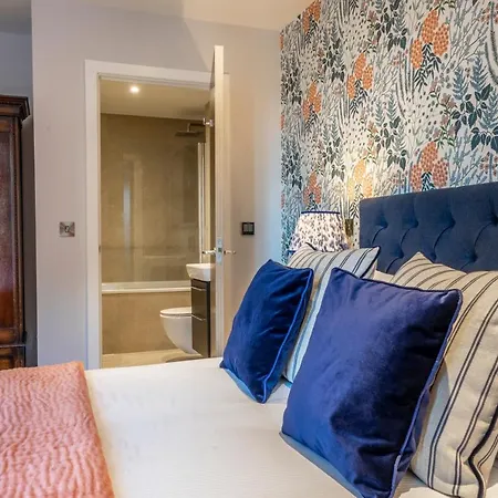 Out Of Office @ Ryedale House Lejlighed York